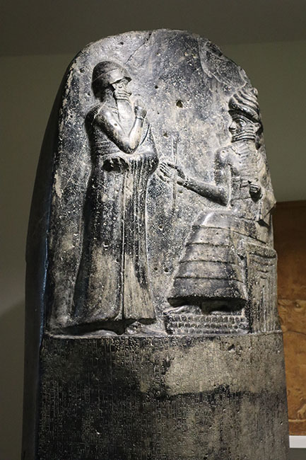 Detail der Gesetzesstele des Königs Hammurapi von Babylon aus dem 18. Jh. v. Chr. 